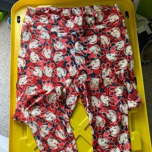 LuLaRoe Tall and Curvy leggings mickey mouse